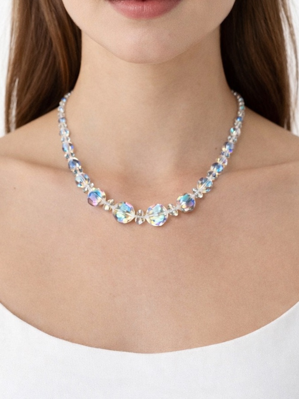Elegant Crystal Beaded Necklace